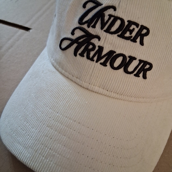 Mens Corduroy Under Armour Adjustable Hat - Picture 4 of 4